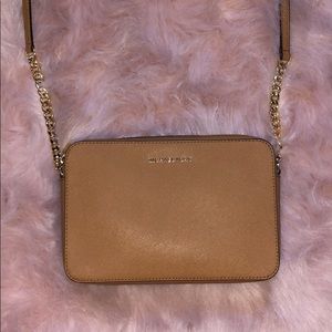 Michael Kors Purse with gold detailing!